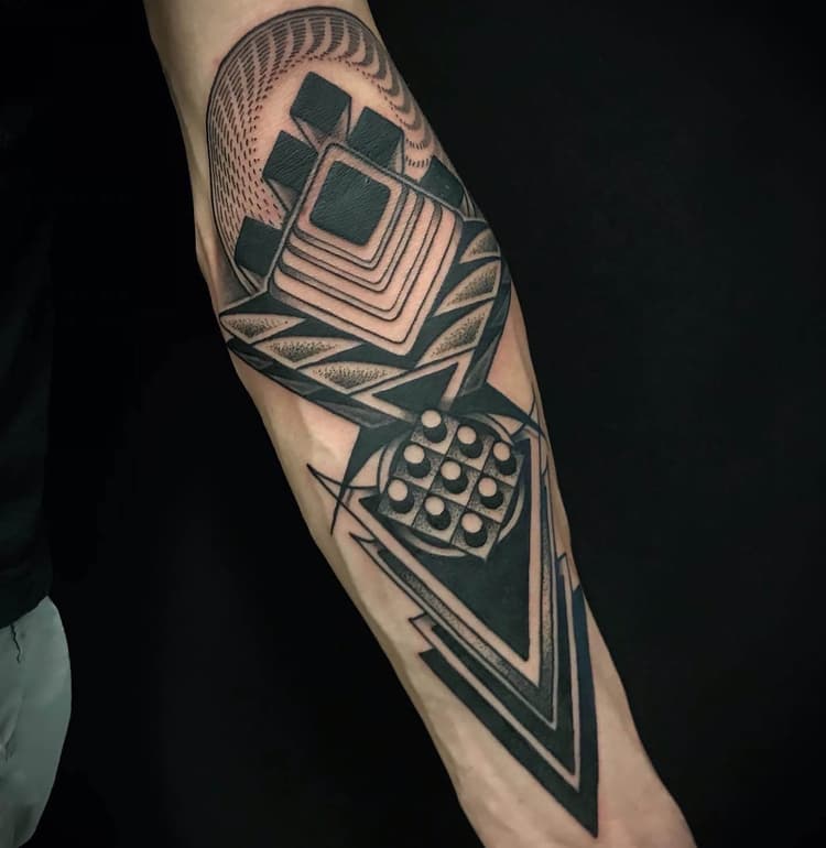 tatouage géométrique strasbourg, tatouage graphique strasbourg, tatouage dotwork strasbourg