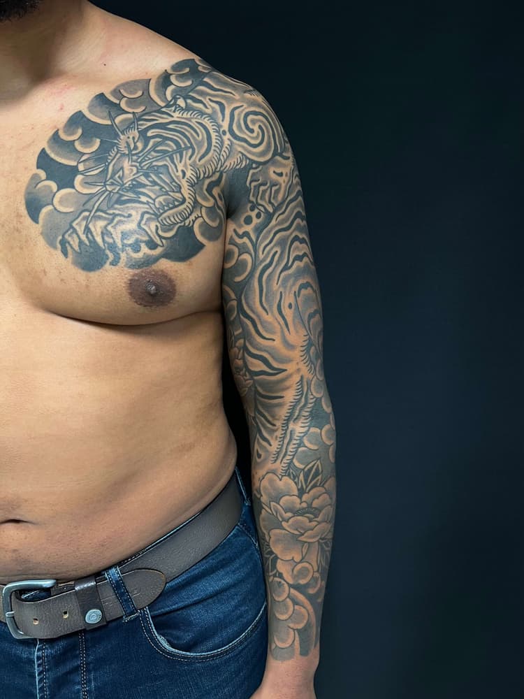 tatouage japonais strasbourg, tatouage traditionnel japonais strasbourg, tatouage Irezumi strasbourg